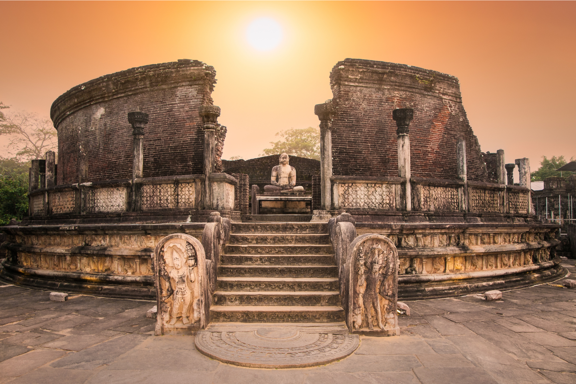 srilanka-polonnaruwa-city